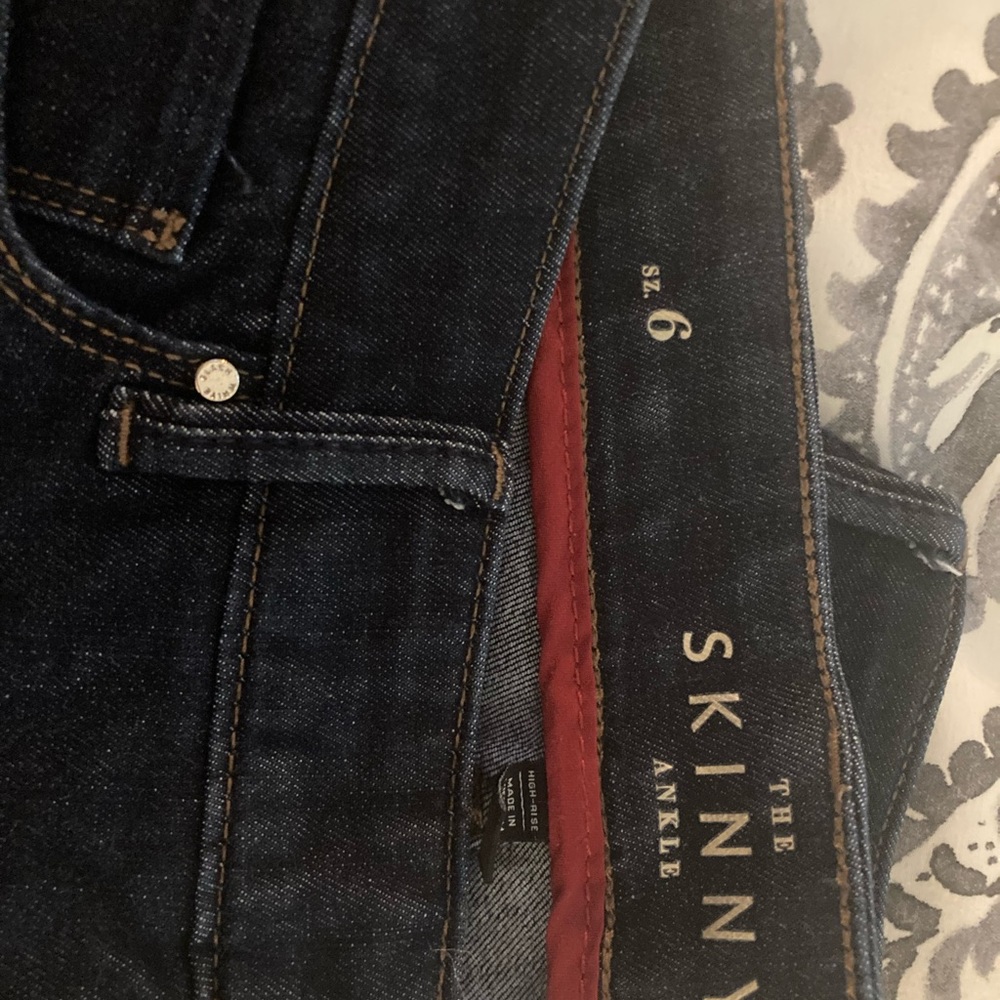 Size 6 The Skinny Ankle dark denim for White House Black Market